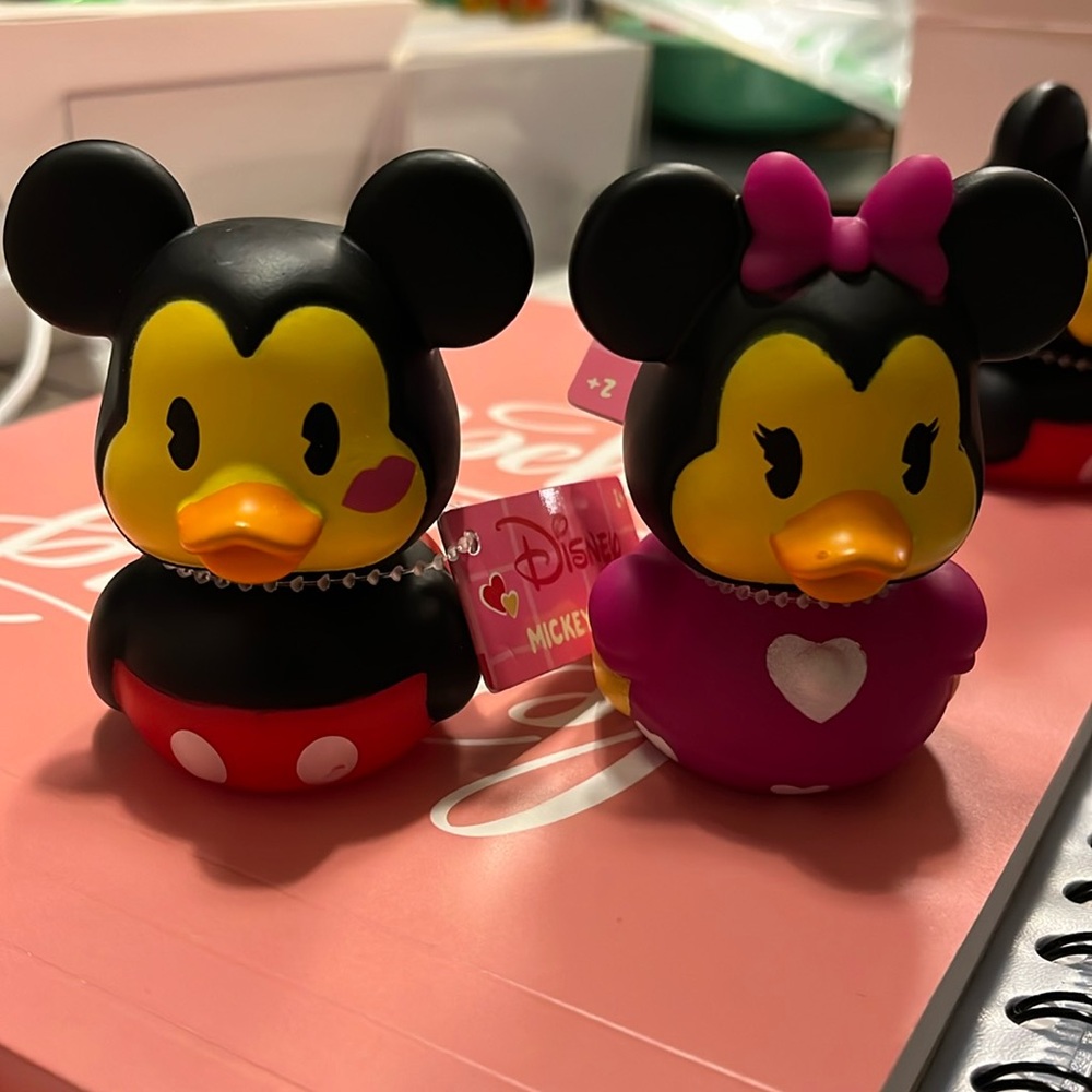 Disney Mickey & Minnie Mouse Rubber Duck Set